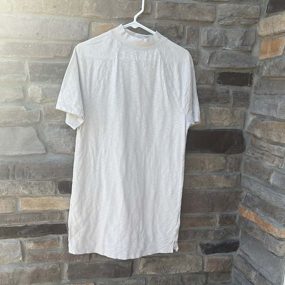 Men's White Short Sleeve Shirt